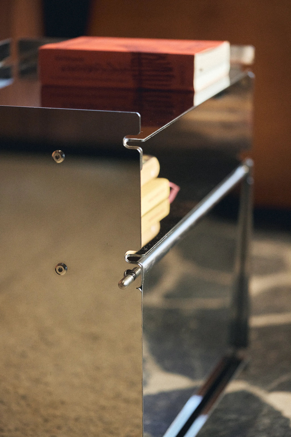 Mesa auxiliar 0001 | 1000